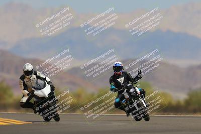 media/Sep-11-2022-SoCal Trackdays (Sun) [[81b7e951af]]/Turn 14 (1130am)/